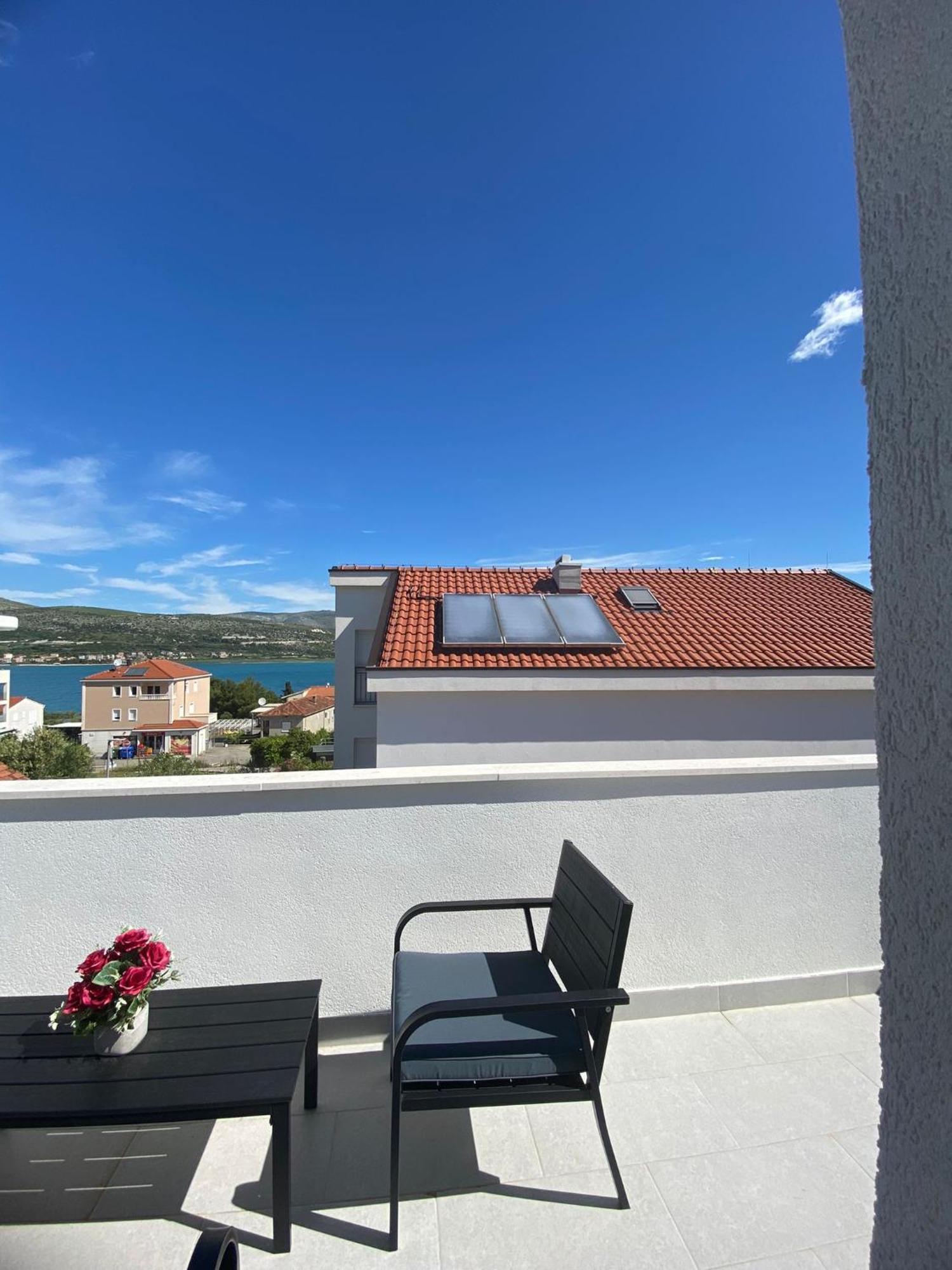 Apartments Paola Trogir Exterior photo