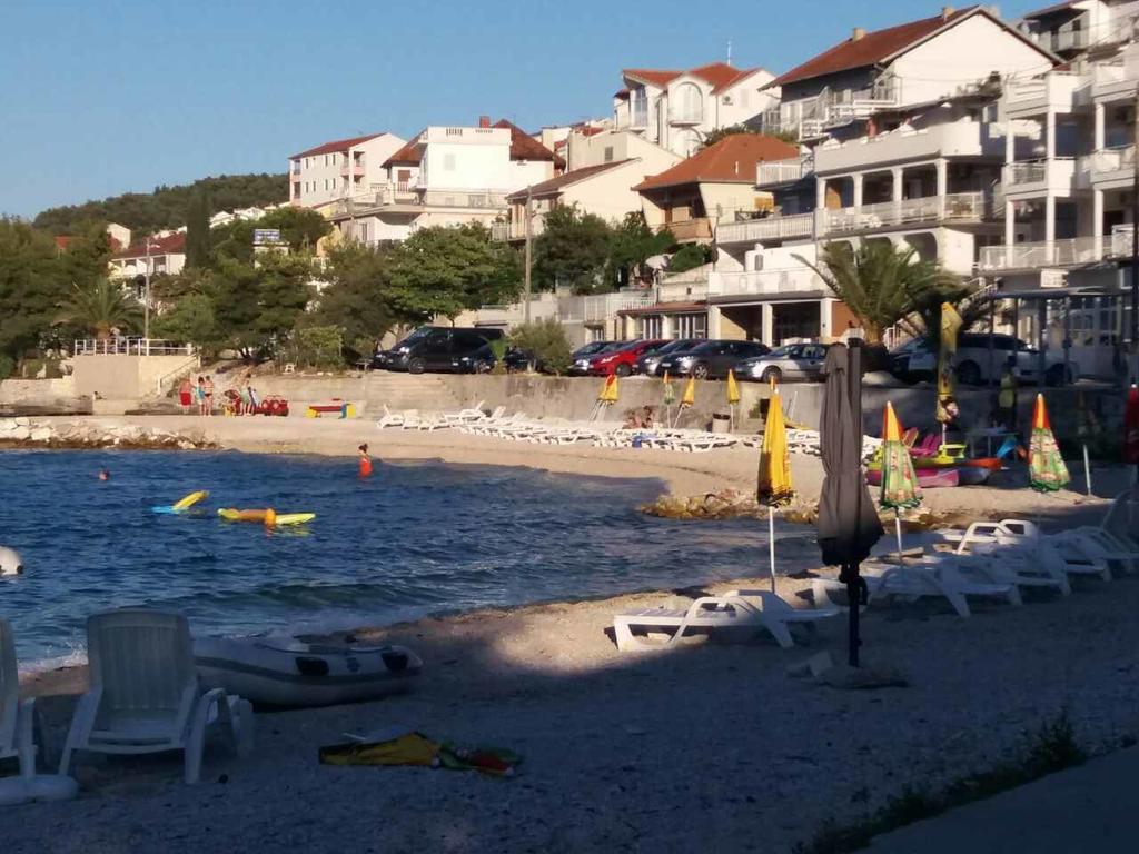 Apartments Paola Trogir Exterior photo